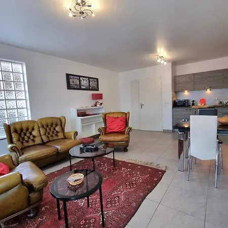 Casa de Férias Chez Lou Et Dan 4p With Balcony Elevator And Secure Parking *