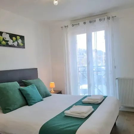 Vakantiehuis Chez Lou Et Dan 4p With Balcony Elevator And Secure Parking Honfleur
