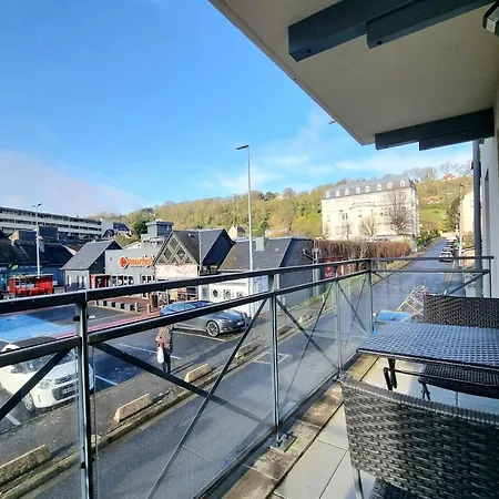 Chez Lou Et Dan 4p With Balcony Elevator And Secure Parking Holiday home