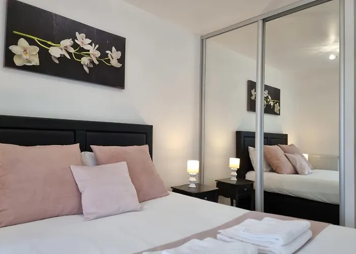 Дом отдыха Chez Lou Et Dan 4p With Balcony Elevator And Secure Parking *